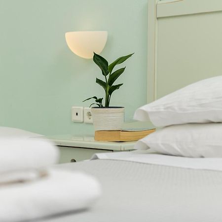 Hotel Timoleon Liménas Eksteriør bilde