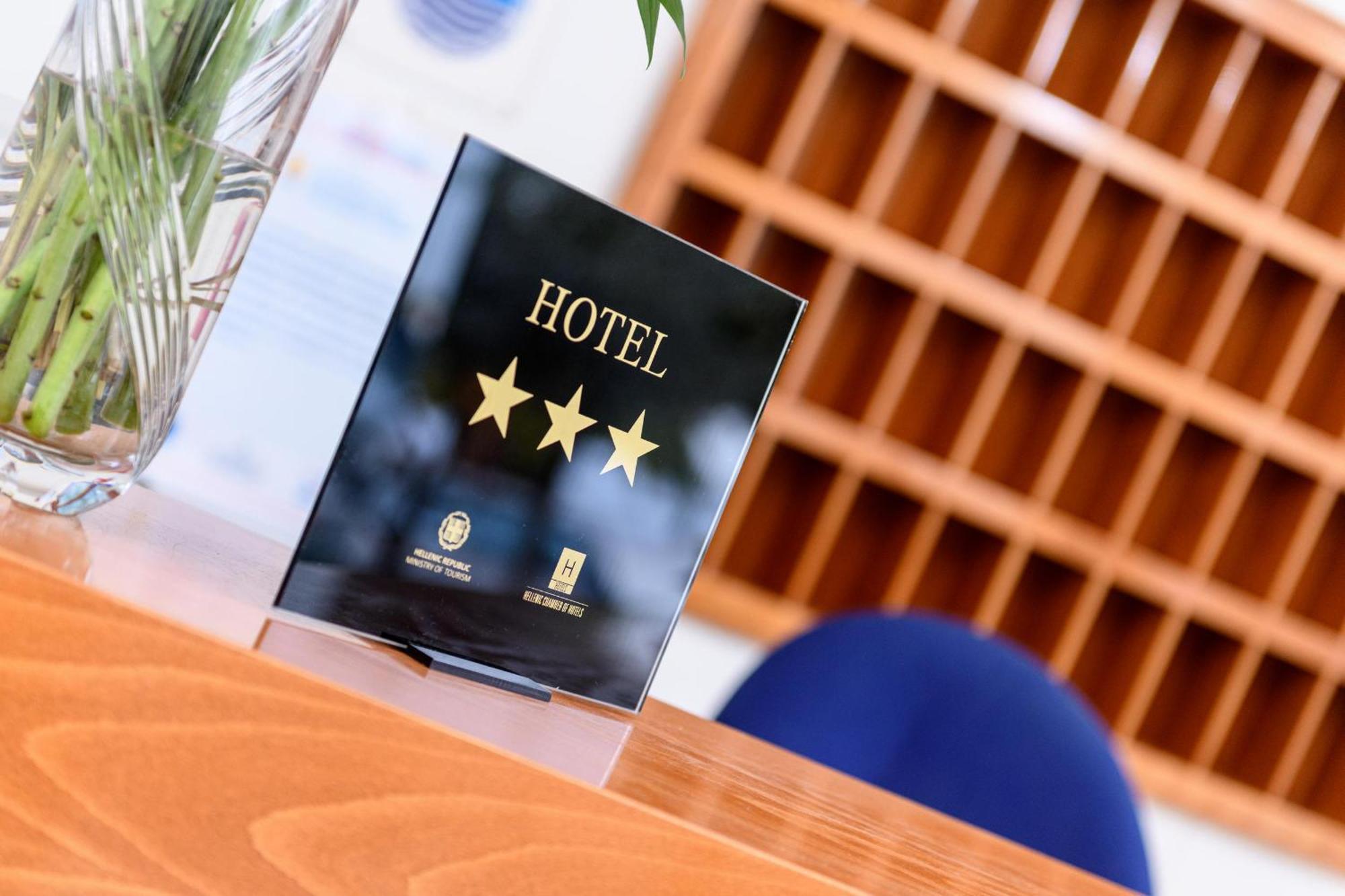 Hotel Timoleon Liménas Eksteriør bilde