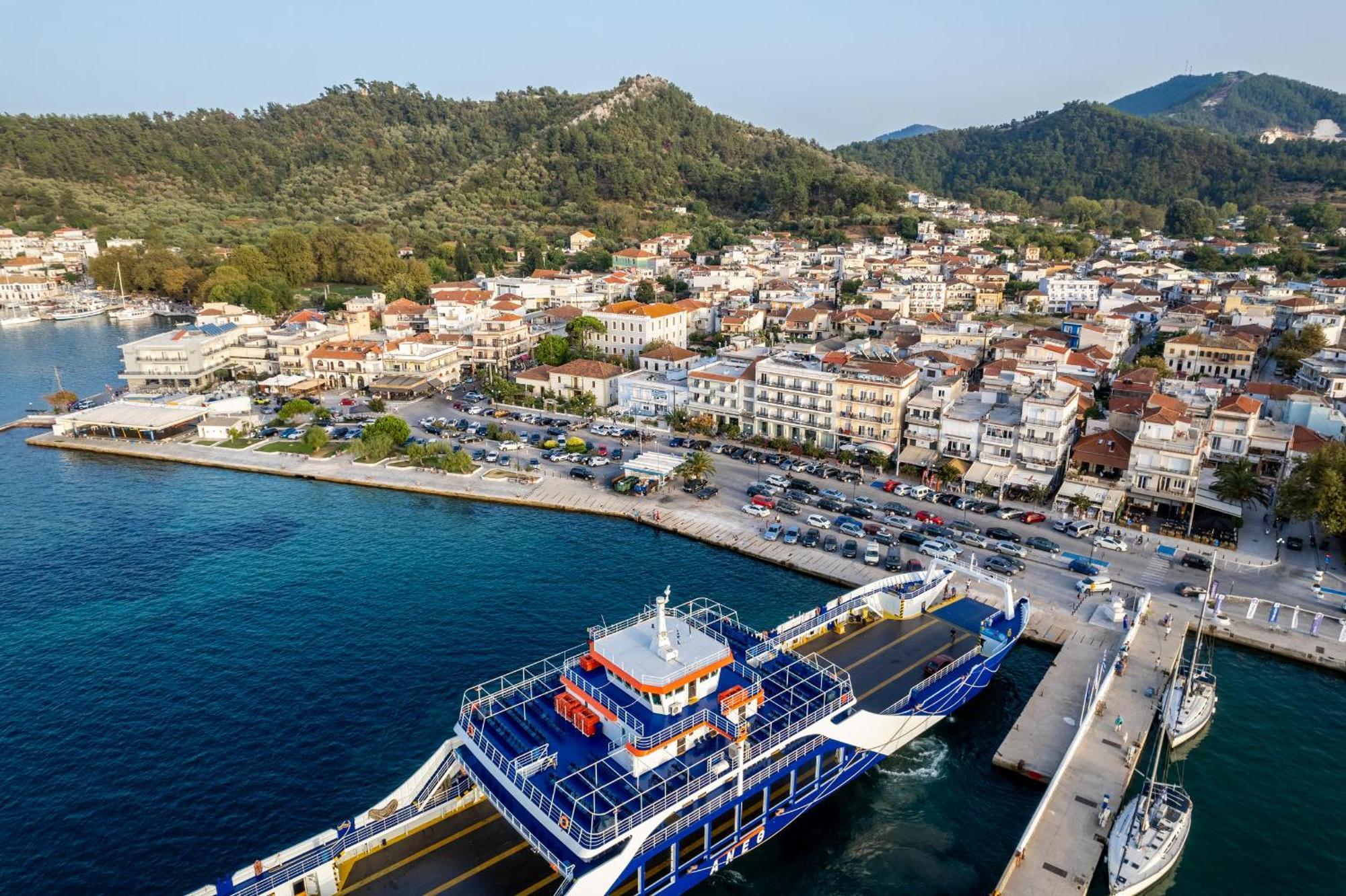Hotel Timoleon Liménas Eksteriør bilde