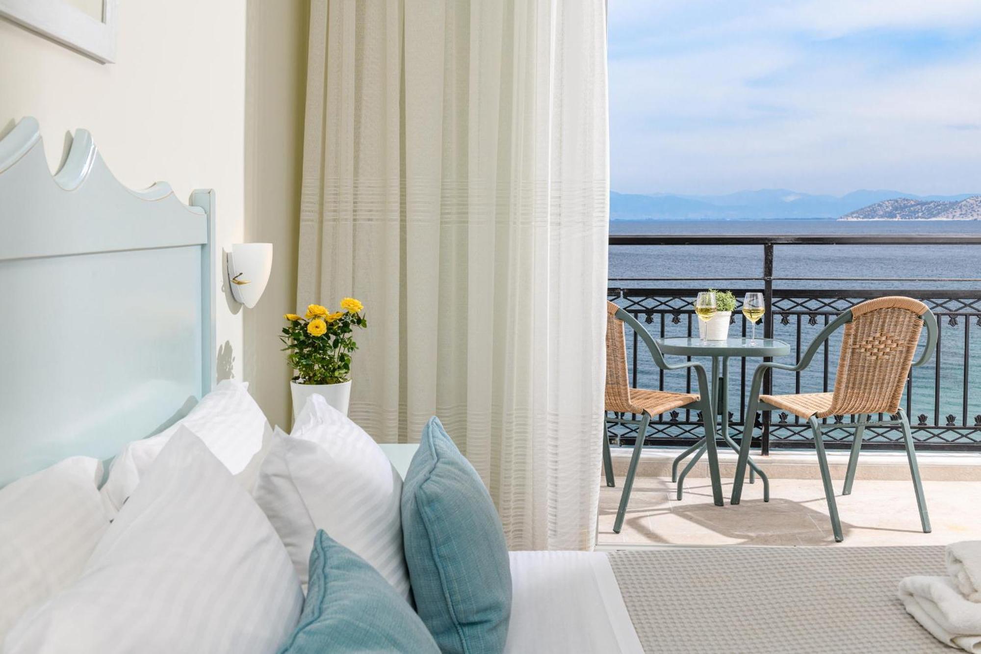 Hotel Timoleon Liménas Eksteriør bilde